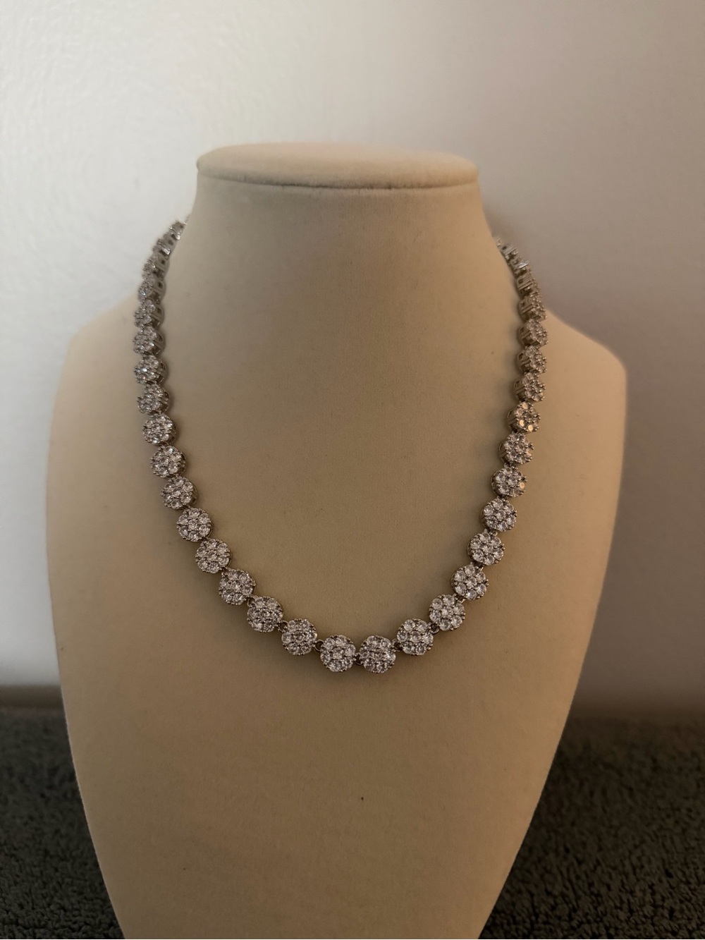 Nox jewels tennis necklace